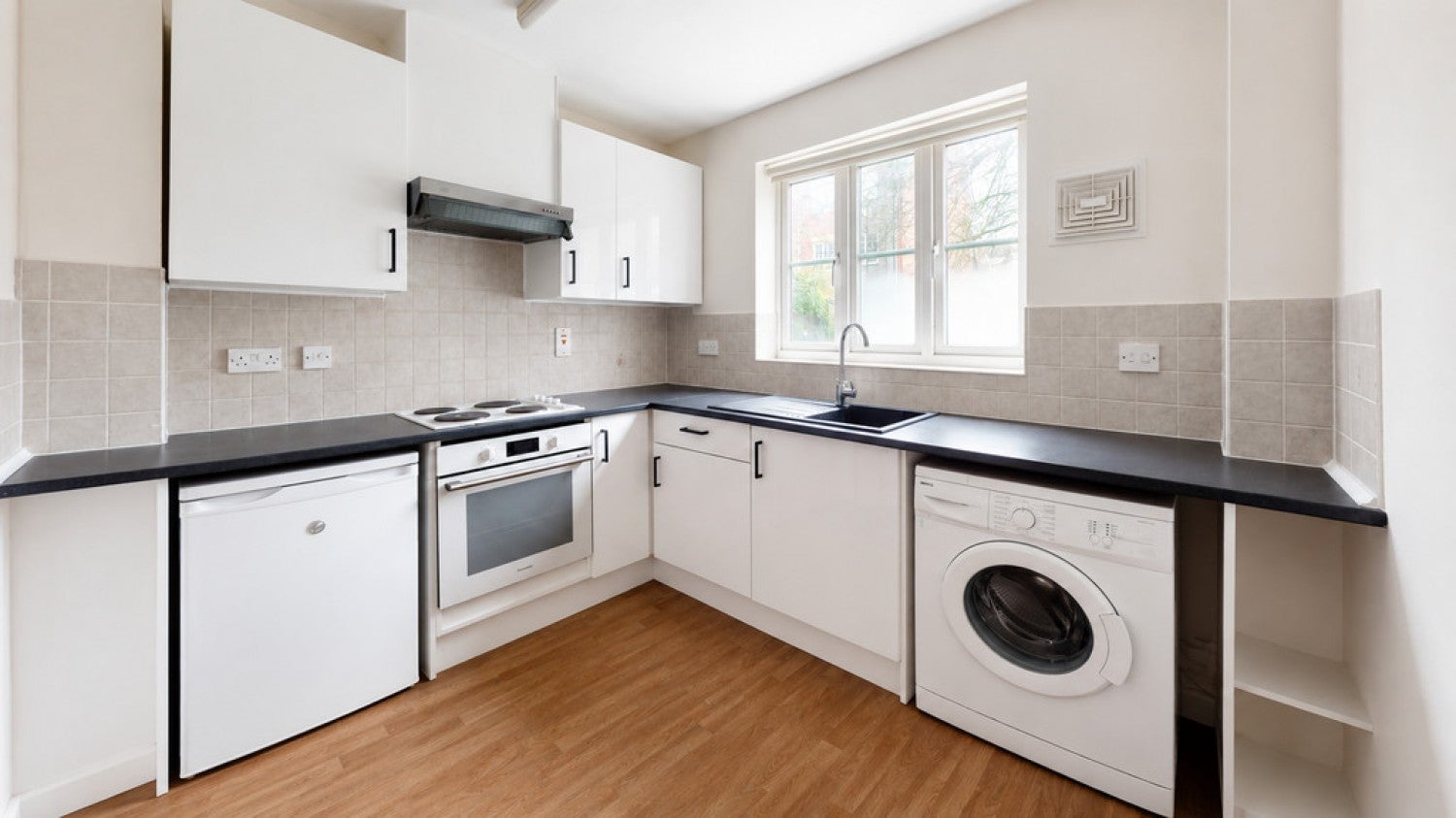 Flat East Field Close in Oxford