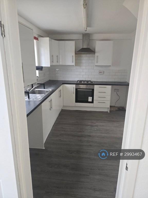 House Headley Drive in Greater London
