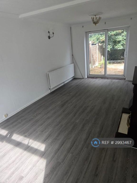 House Headley Drive in Greater London