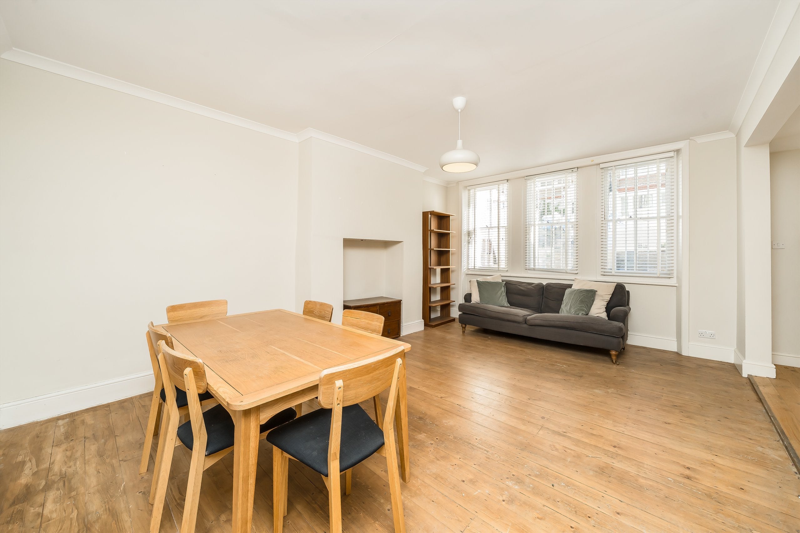 Flat Birchington Road in Greater London