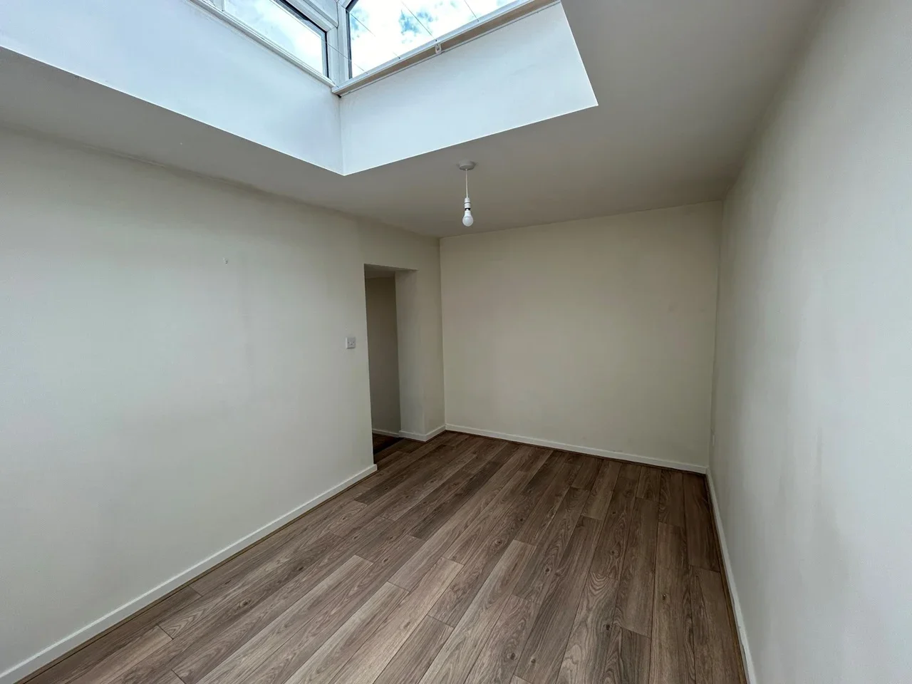 Flat Waite Davies Road in Greater London
