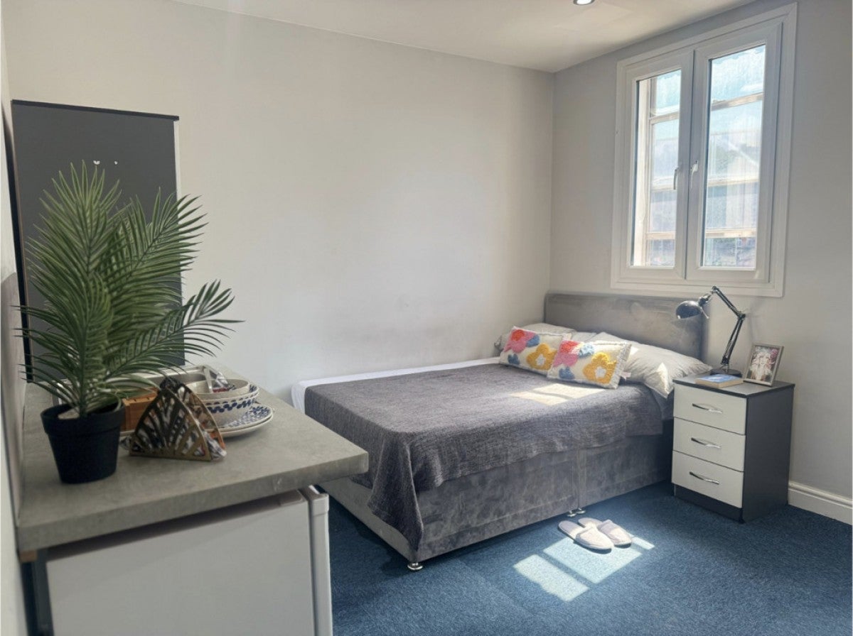Room Greyfriars Lane in Coventry