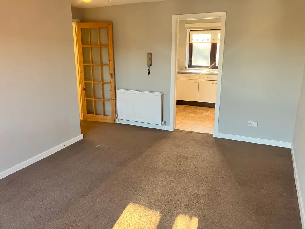 Flat Moorfoot Avenue in Paisley
