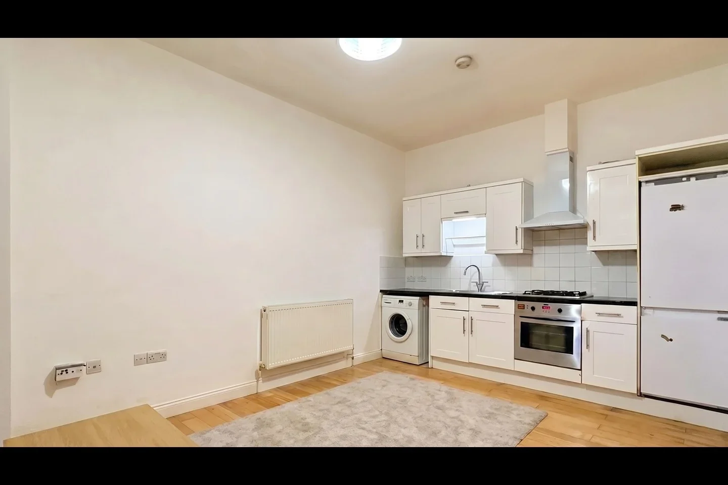 Flat East Street in Greater London