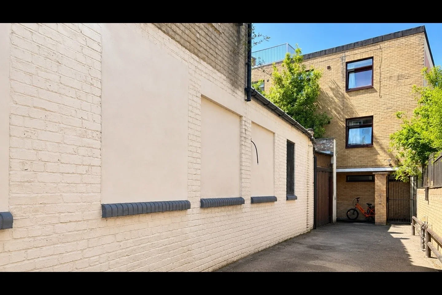 Flat East Street in Greater London
