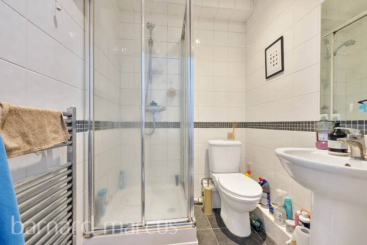 Flat Grosvenor Terrace in Greater London