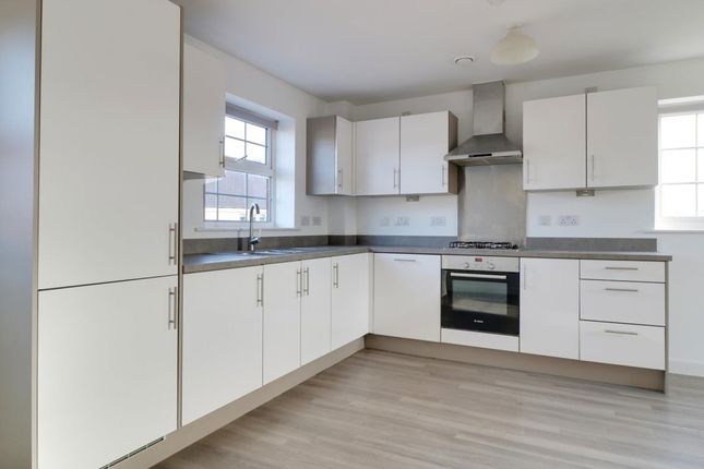 Flat Royal Wilding Place in Munstone