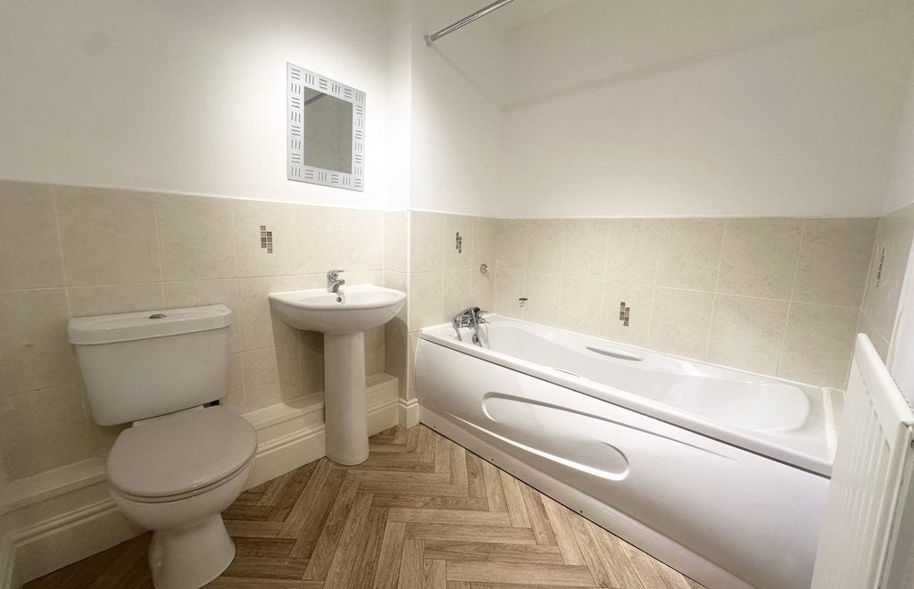 Flat Woolcombers Way in Bradford