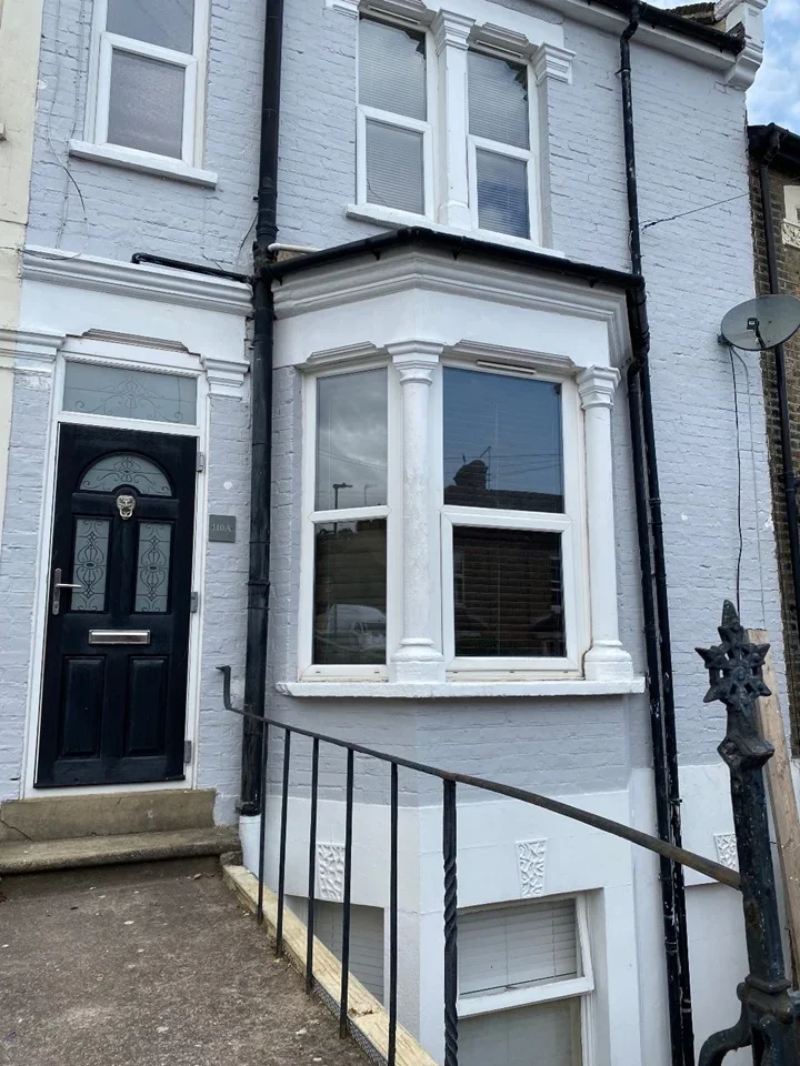 House Waverley Road in Greater London