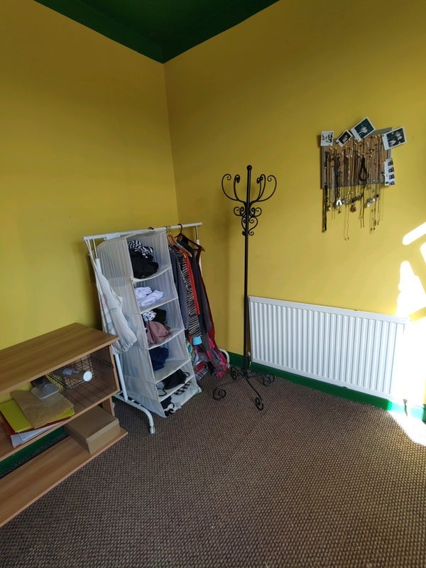 Room Rushden Road in Manchester