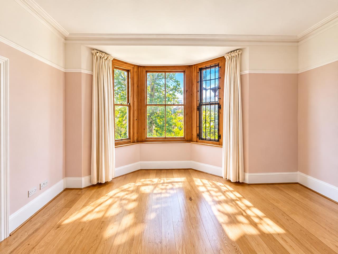 Flat Selborne Road in Hove