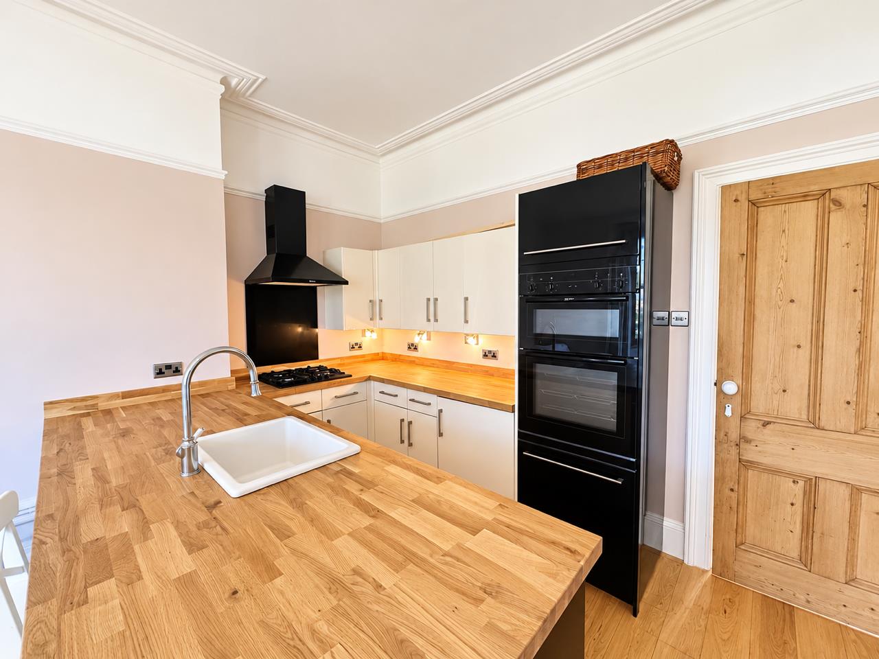 Flat Selborne Road in Hove
