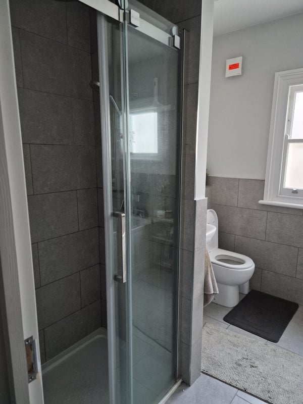 Room Jerningham Road in Greater London