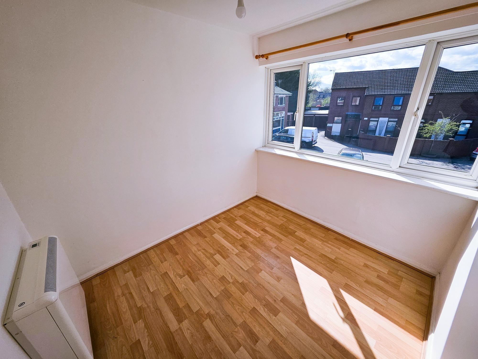 Flat Guy Lane in Waverton