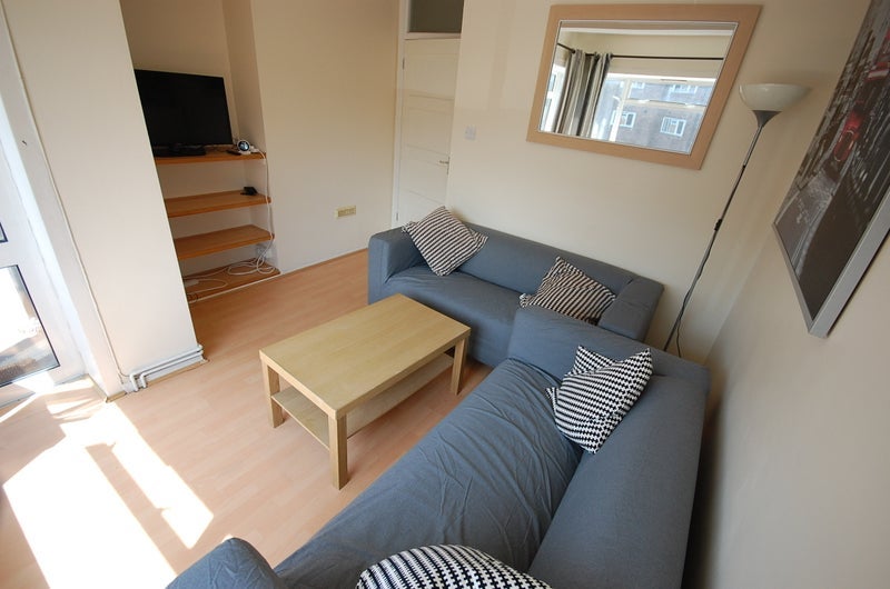 Room Gap Road in Greater London