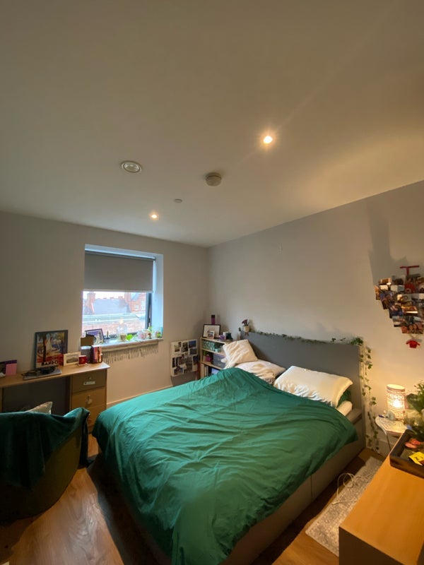 Room Blossom Street in Manchester