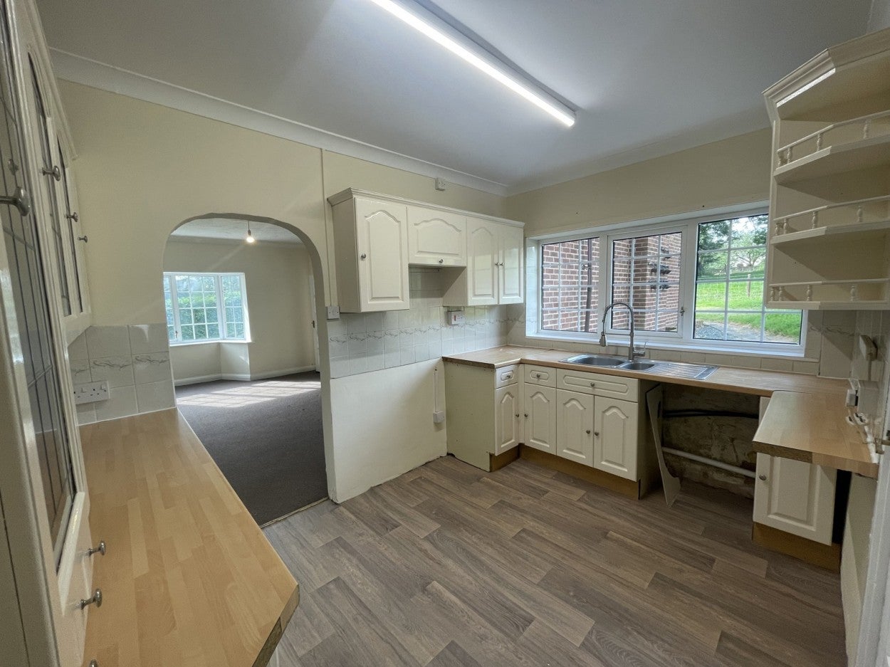 House A458 in Welshpool