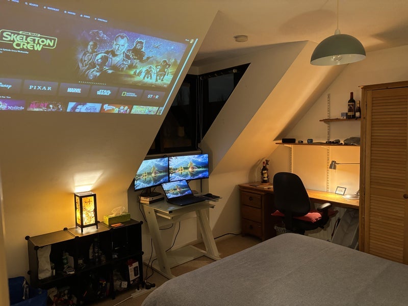 Room Steers Way in Greater London