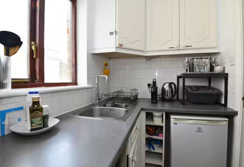 Flat St Margaret's Grove in Greater London