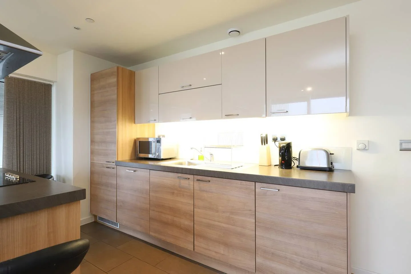 Flat Laban Walk in Greater London