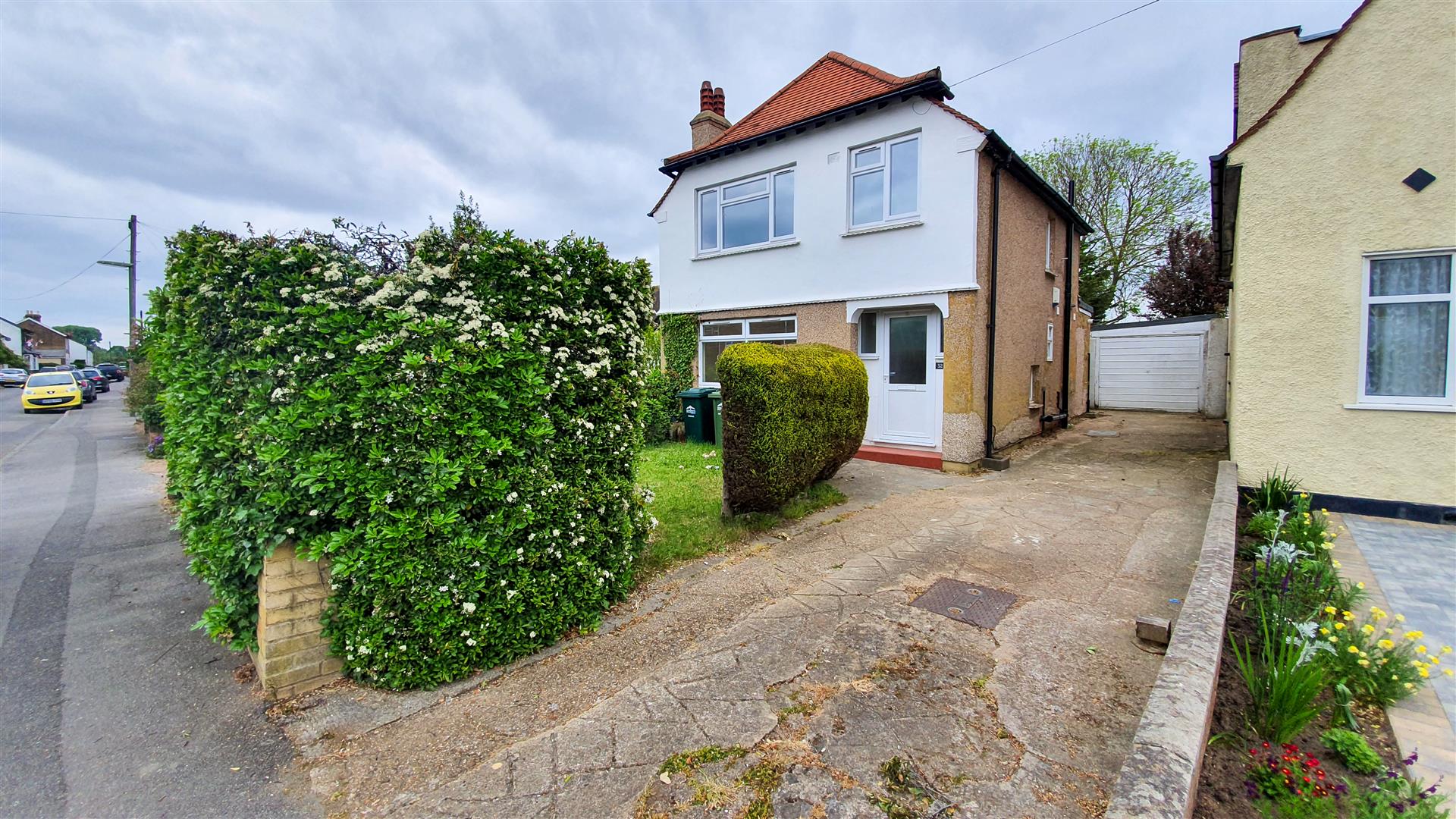 House Upper Halliford Bypass in Borough of Spelthorne