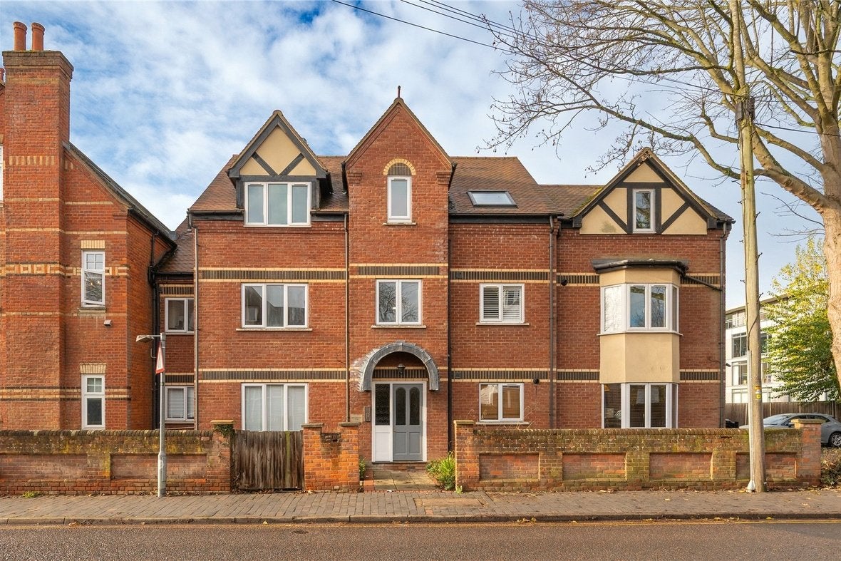 Flat Lemsford Road in St Albans