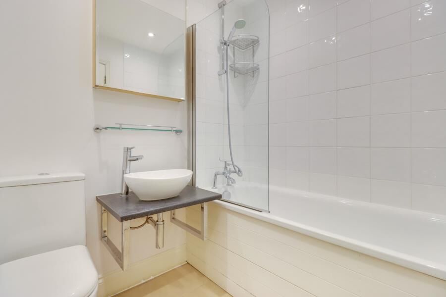 Flat Warrington Crescent in City of Westminster