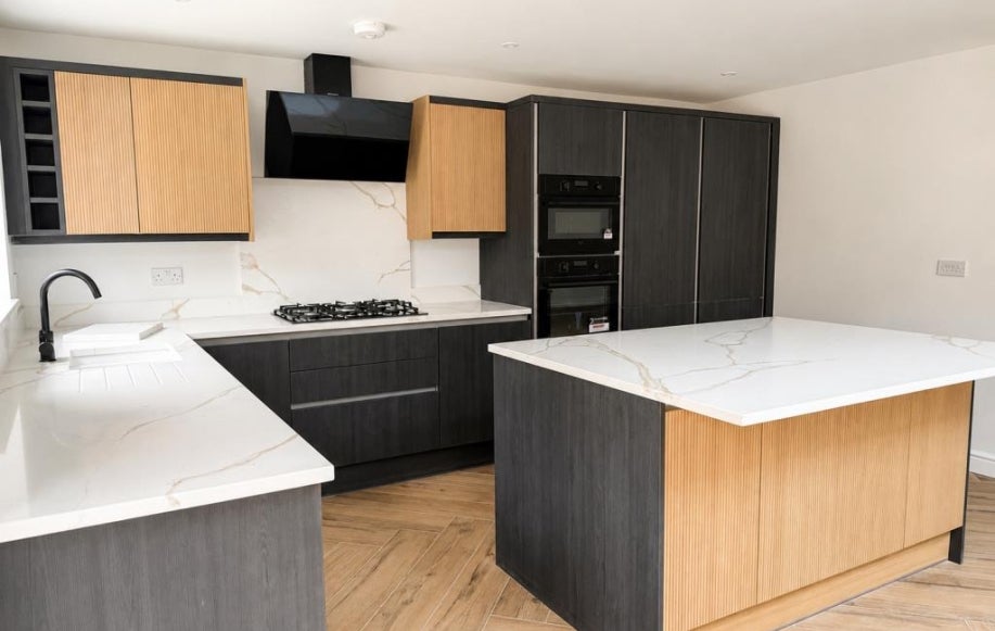 House Surbiton Hill Park in Greater London
