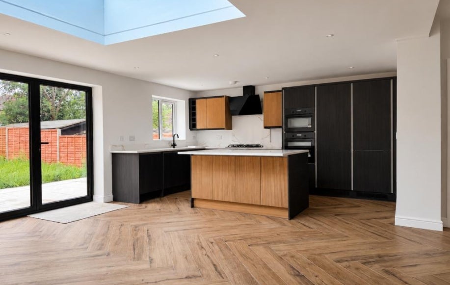 House Surbiton Hill Park in Greater London