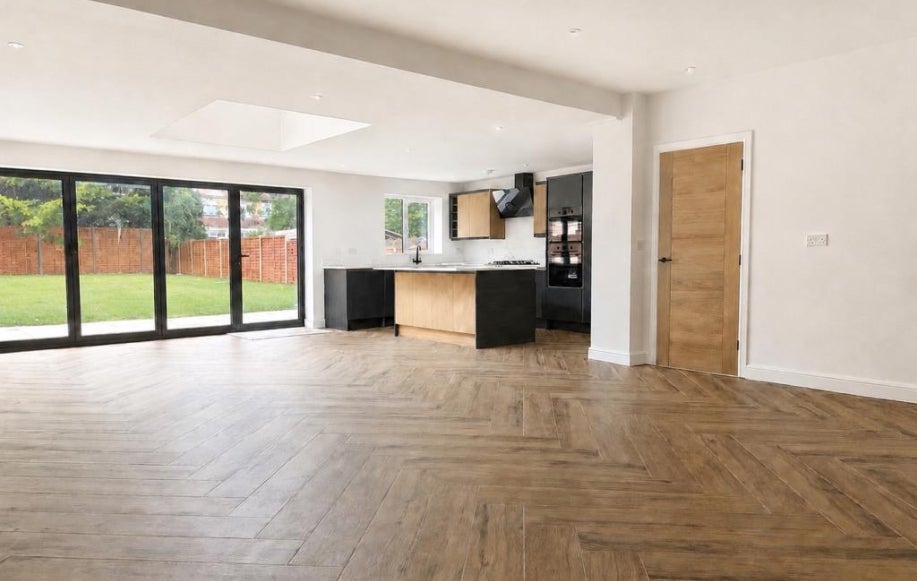 House Surbiton Hill Park in Greater London