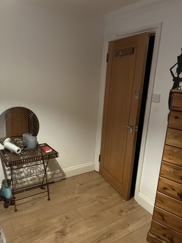 Room Addison Road in Greater London