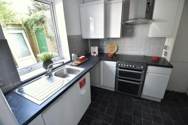 House Waterslade Green in Luton