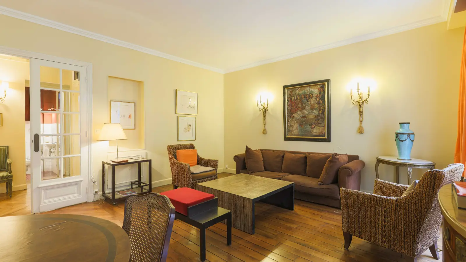 Flat Rue de Tocqueville in Paris