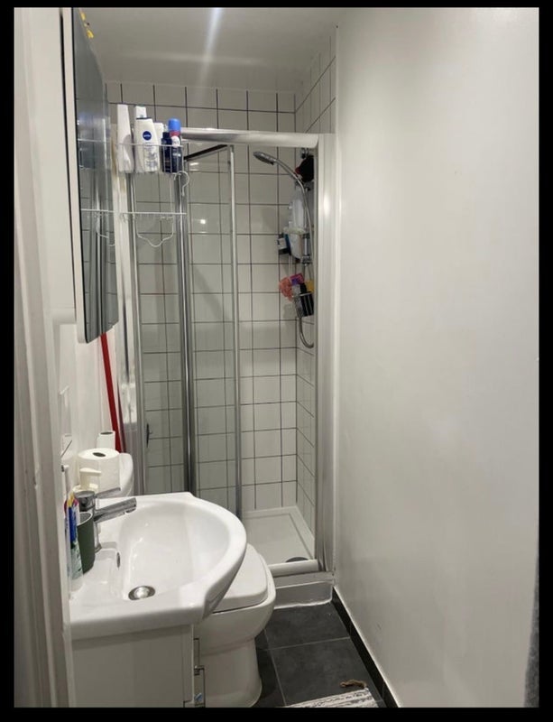 Room Baynes Street in Greater London