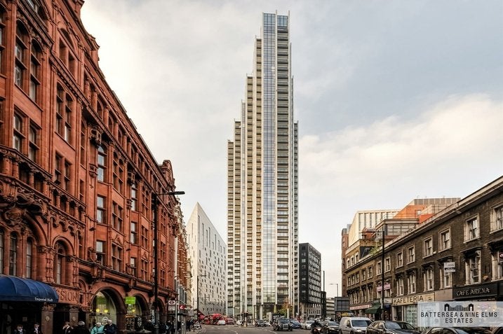 Flat City Road in Greater London