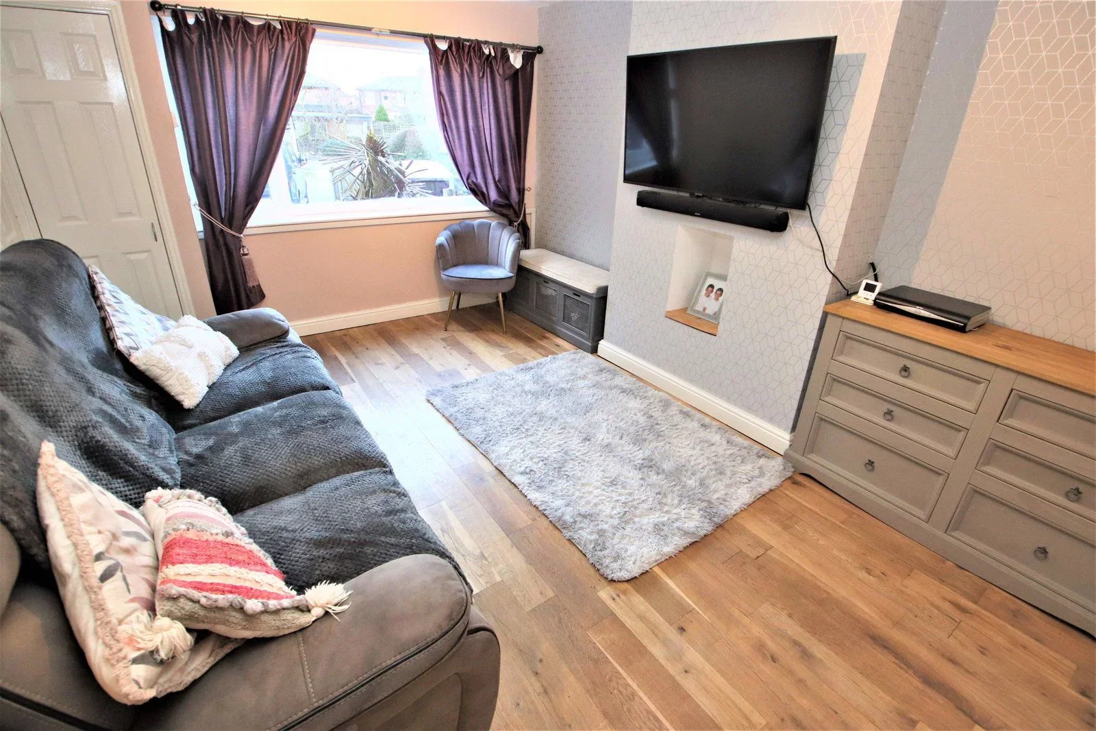 House Hardman Close in Radcliffe