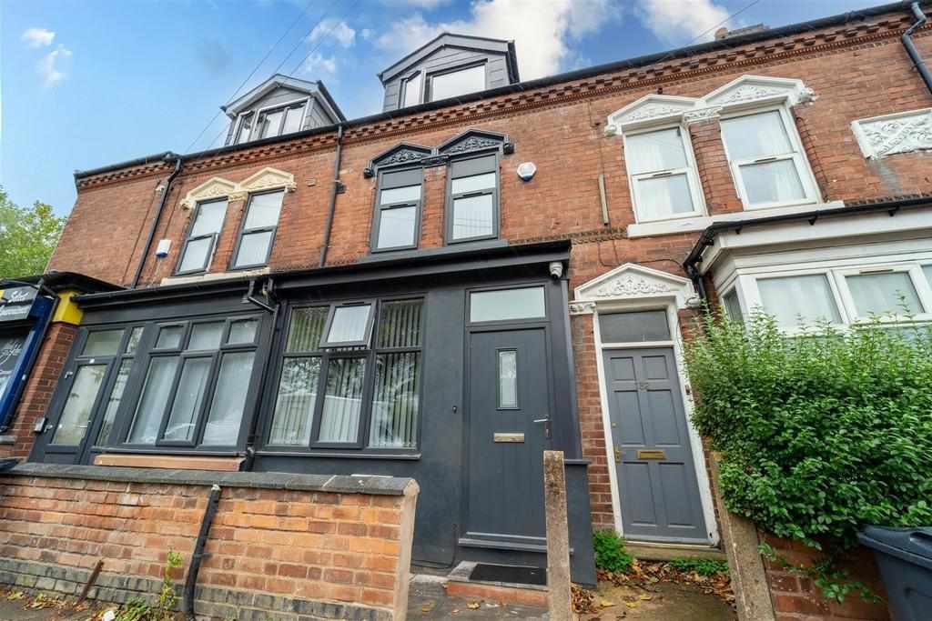 Flat Teignmouth Road in Birmingham