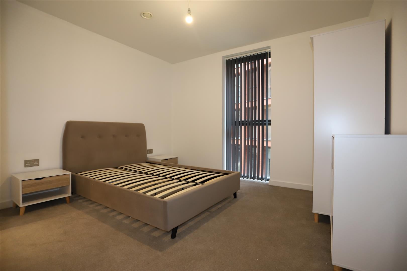 Flat Whitworth Street in Manchester