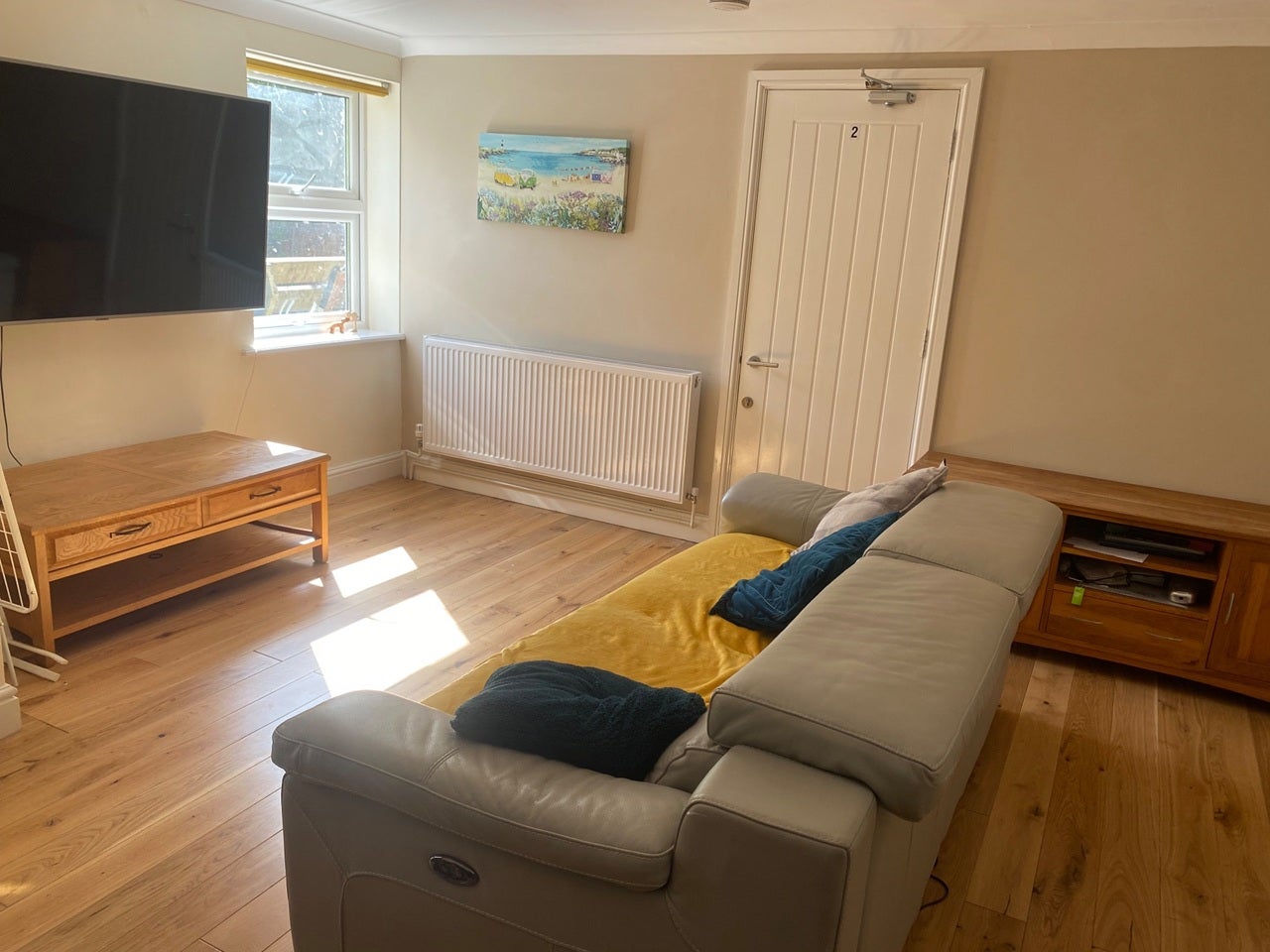 Room Botley Road in Eastleigh