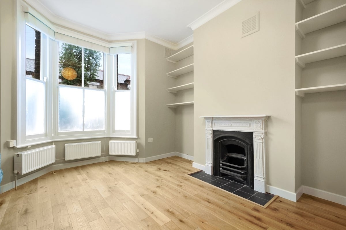 Flat Fifth Avenue in City of Westminster