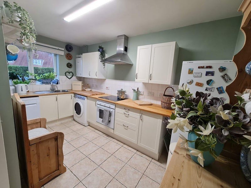Room Vanneck Square in Greater London
