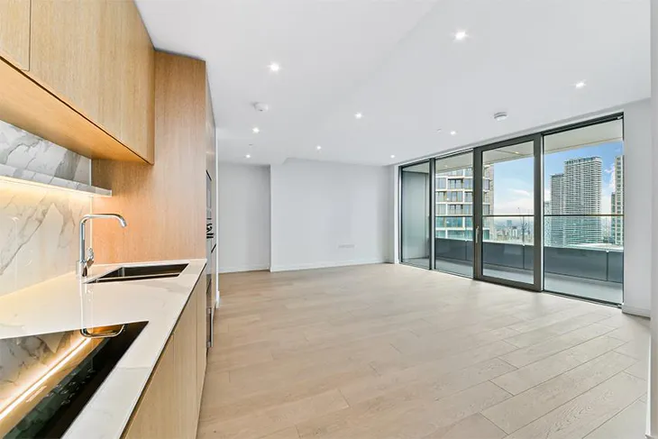 Flat Park Drive in Greater London