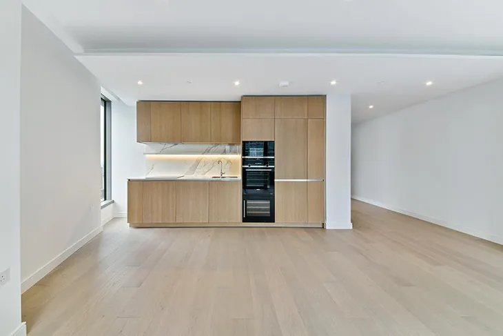 Flat Park Drive in Greater London