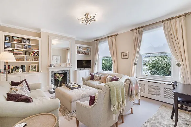 Flat Saint Maur Road in Greater London