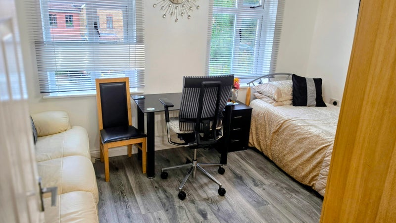 Room Joshua Close in Greater London