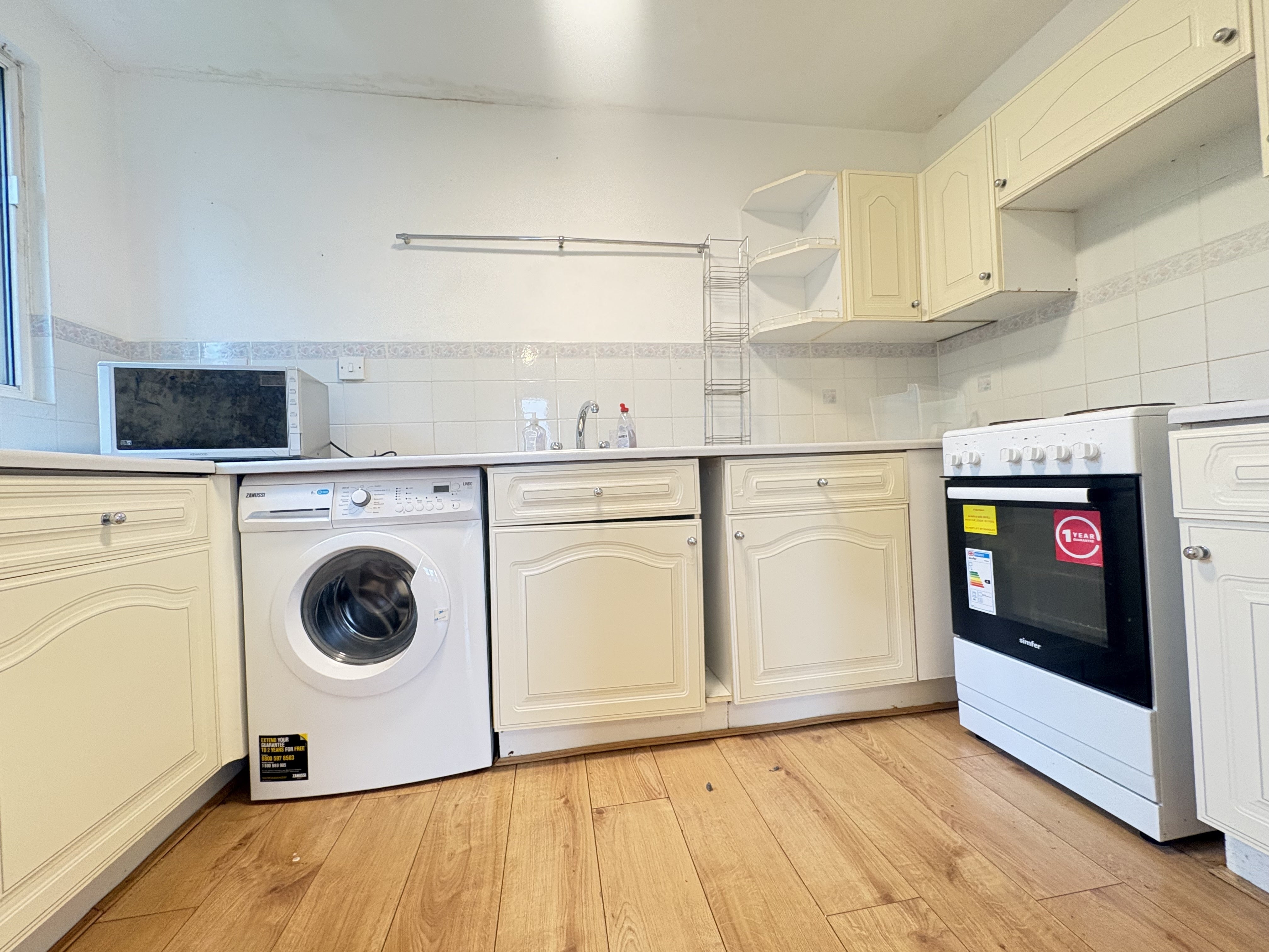 Flat Britton Close in Greater London
