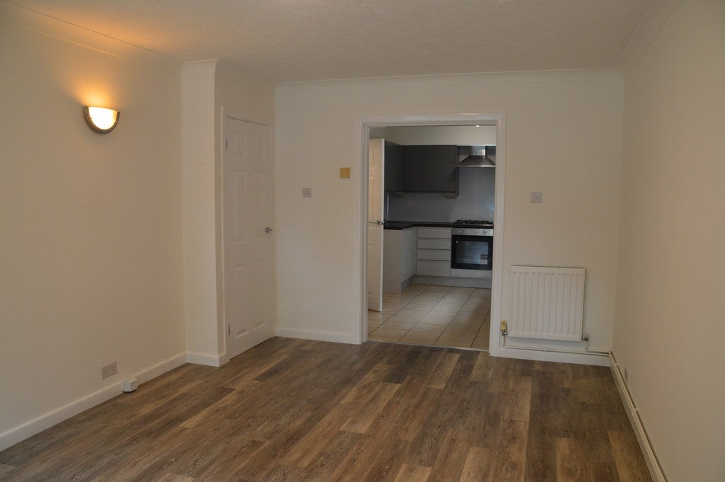 Flat Ellenborough Park North in Weston-Super-Mare
