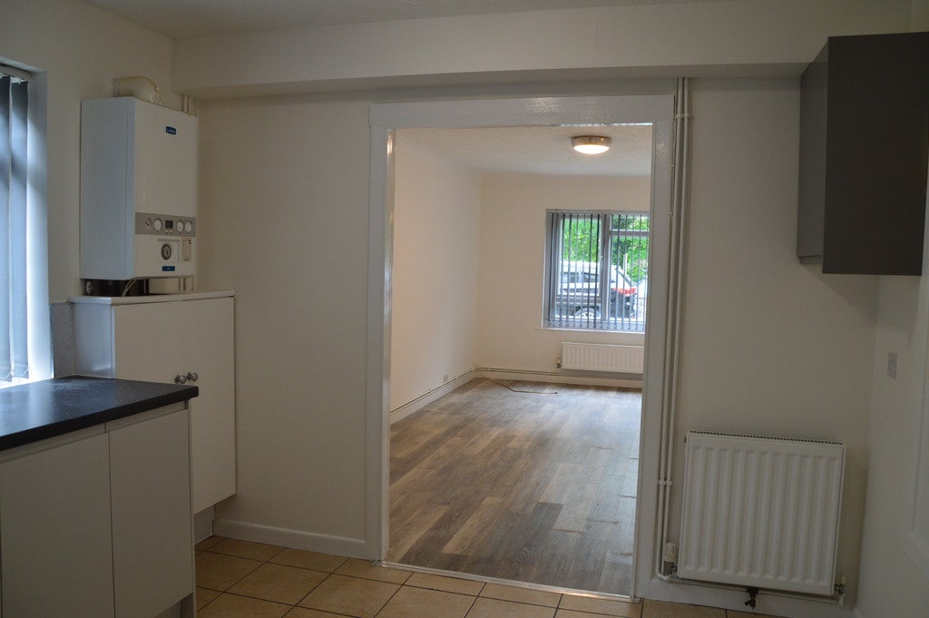 Flat Ellenborough Park North in Weston-Super-Mare