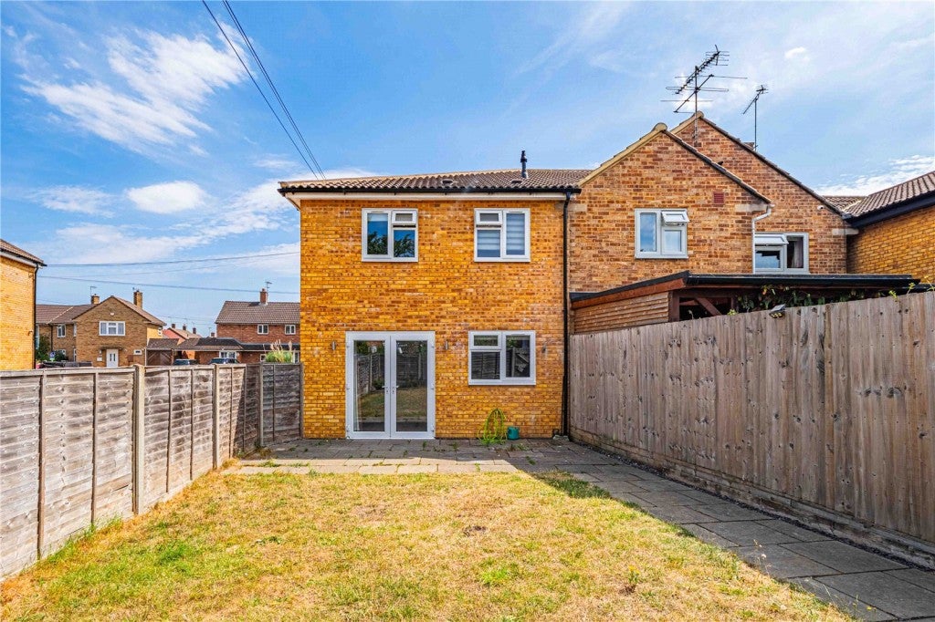 House Abel Close in Dacorum