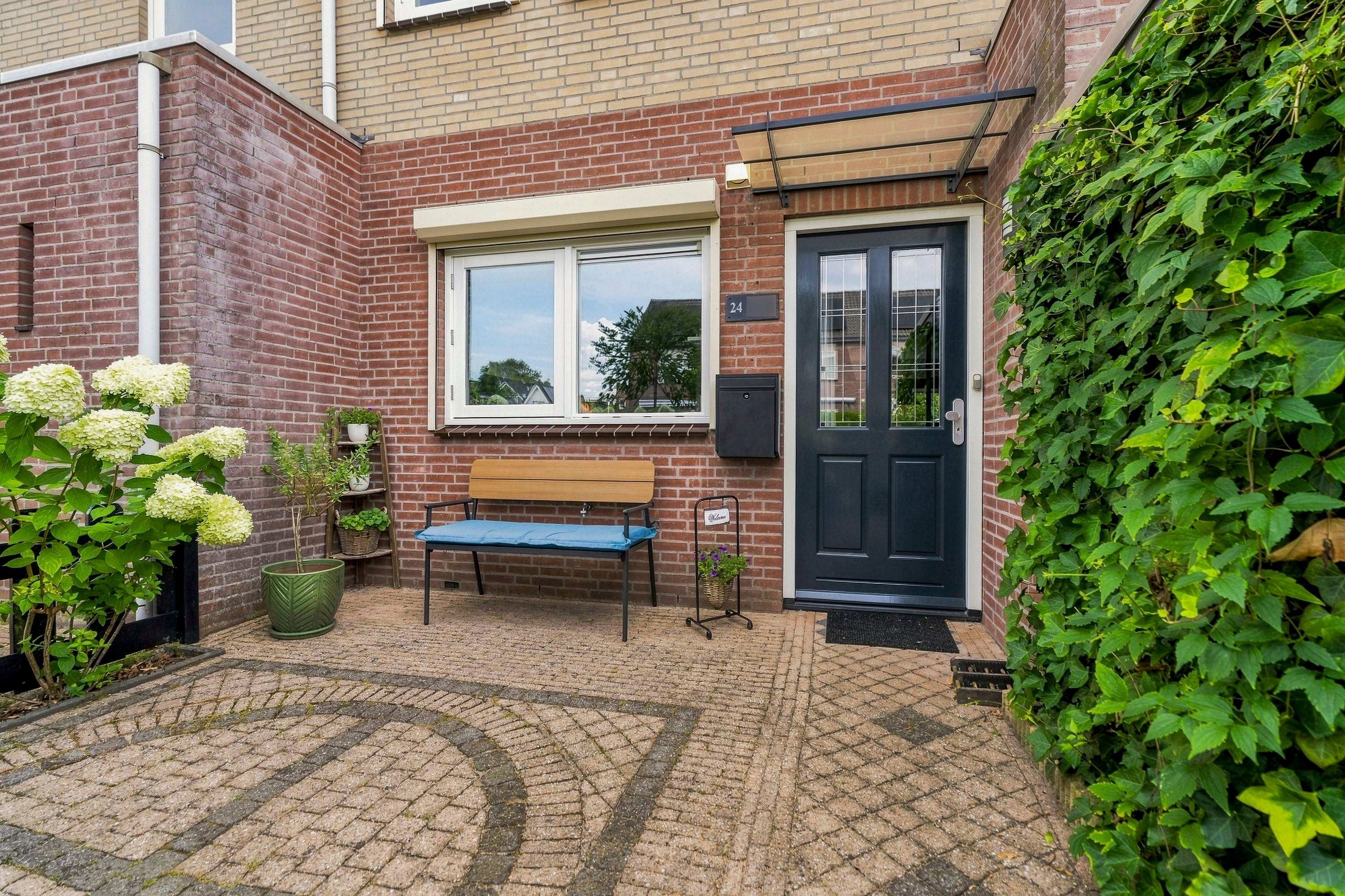 Tussenwoning te koop: De Eersteling 24, Velp